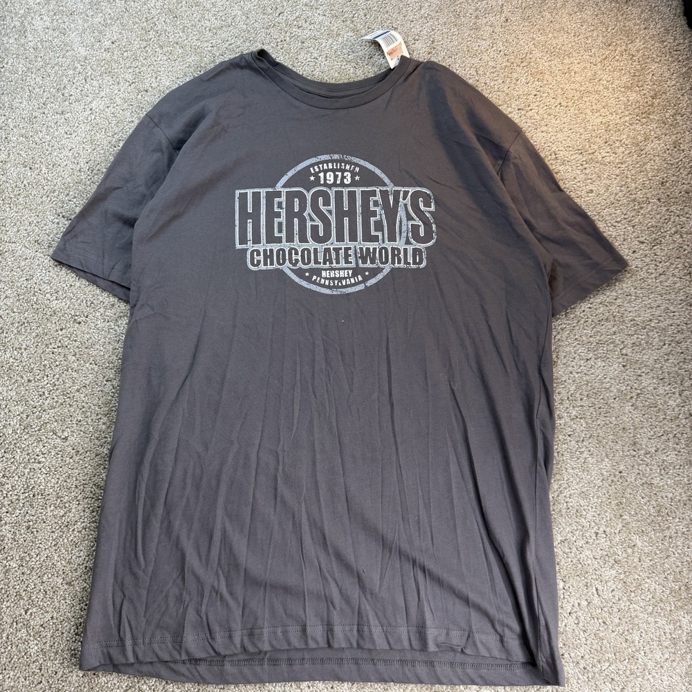 Hershey's Shirt Mens XL Gray Chocolate World Logo Graphic Tee T-Shirt Candy